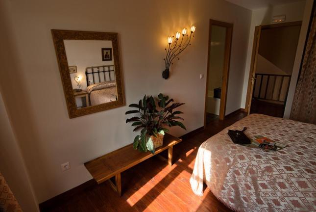 Hotel Rural La Peregrina Carucedo Екстериор снимка